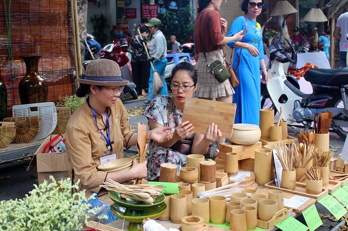 “Tinh hoa Nghề Việt” tôn vinh sản phẩm làng nghề tiêu biểu Hà Nội